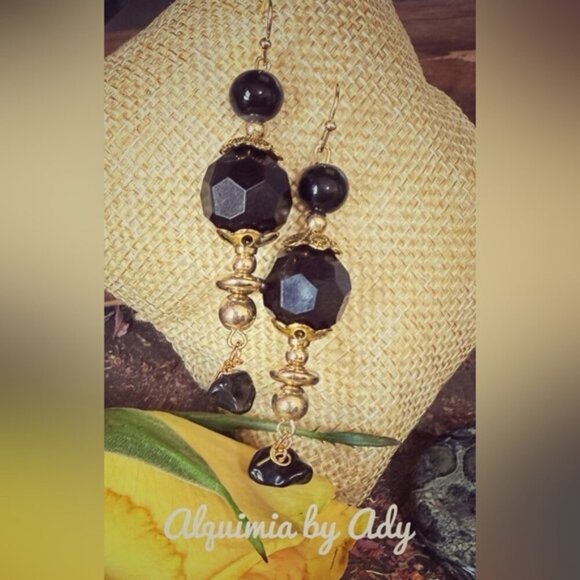 Statement long gold vintage earrings with onyx - Picture 1 of 1